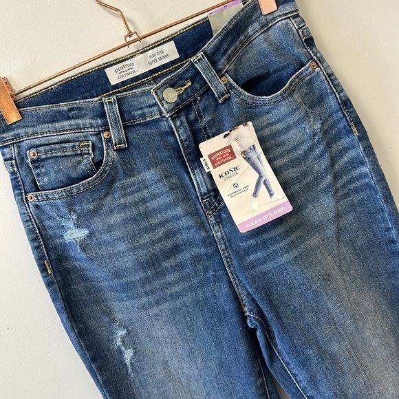 Girls Signature Levi's Strauss High Rise Super Skinny - Sz 16 - NWT! - Picture 2 of 16